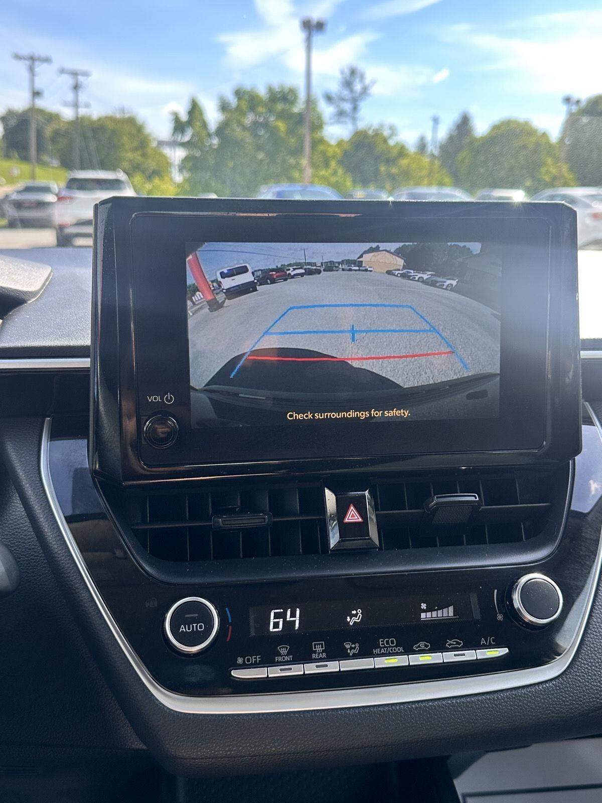Toyota Corolla LE CVT (Natl) 2024
