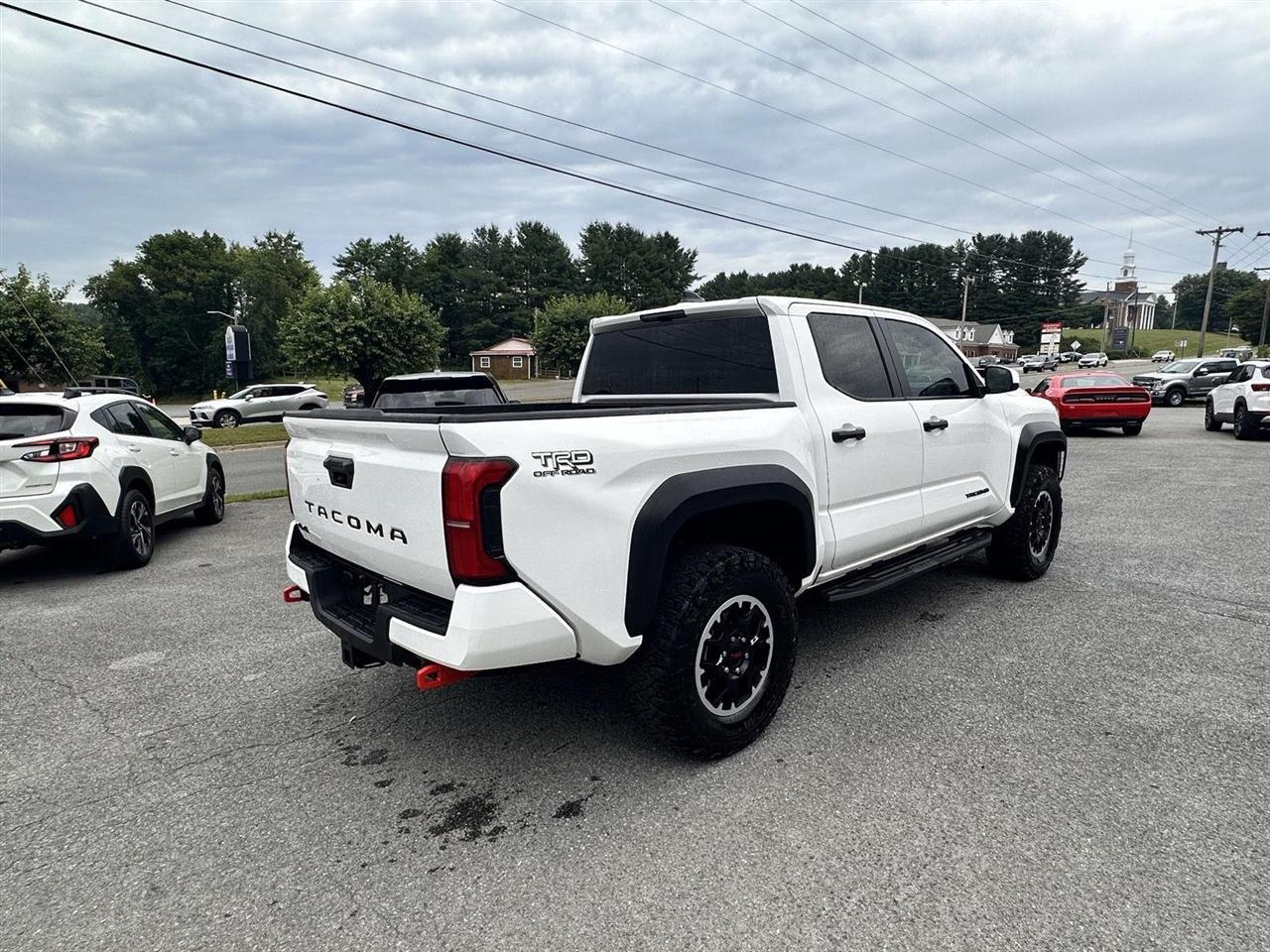 Toyota Tacoma 4WD TRD Off Road Double Cab 5' Bed MT (Natl) 2024
