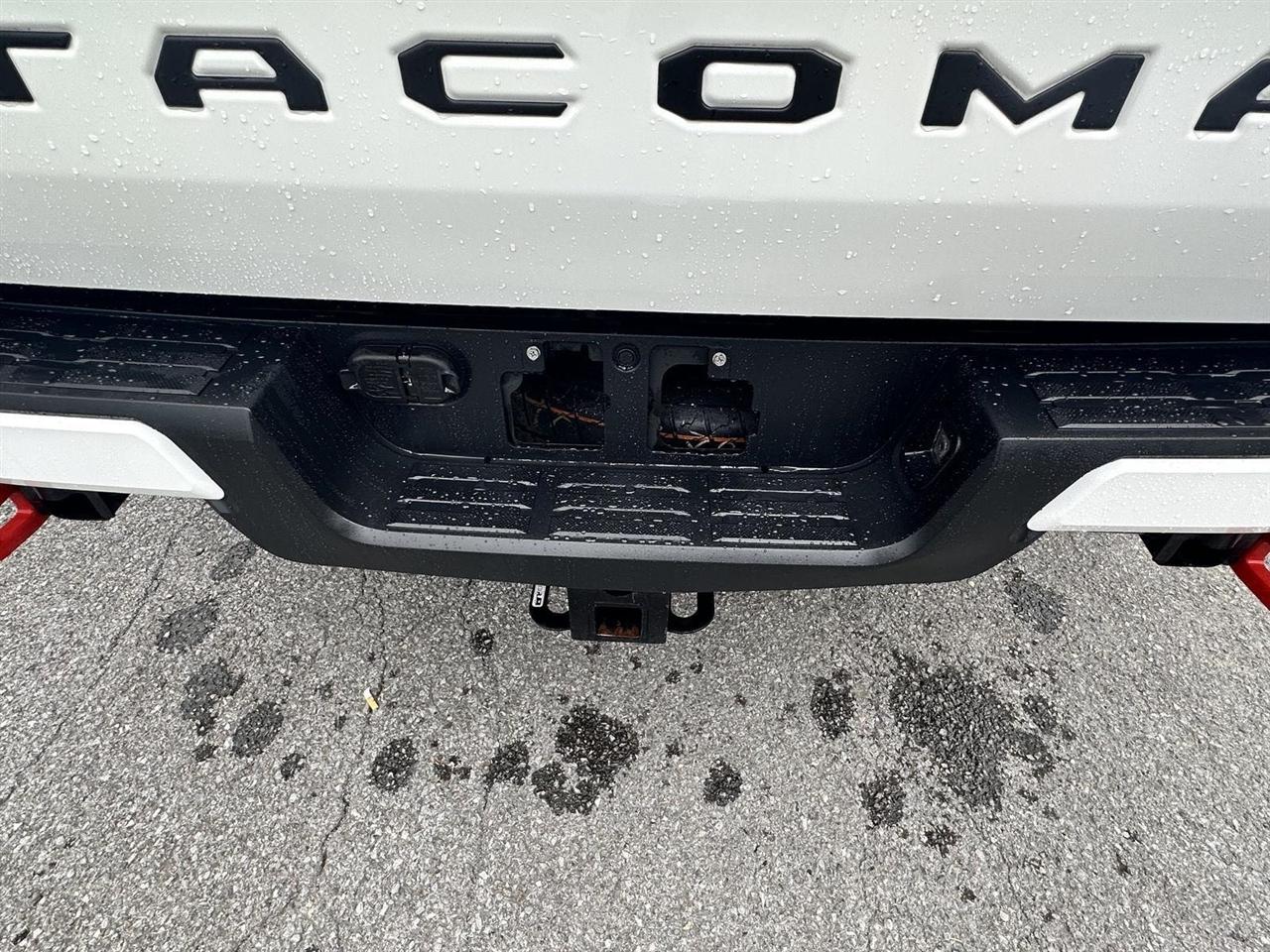 Toyota Tacoma 4WD TRD Off Road Double Cab 5' Bed MT (Natl) 2024