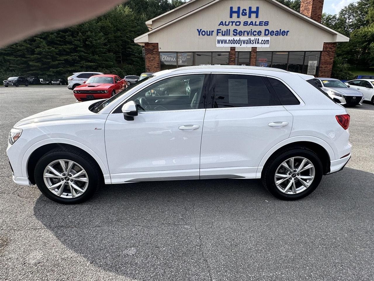Audi Q3 S line Premium 45 TFSI quattro 2025