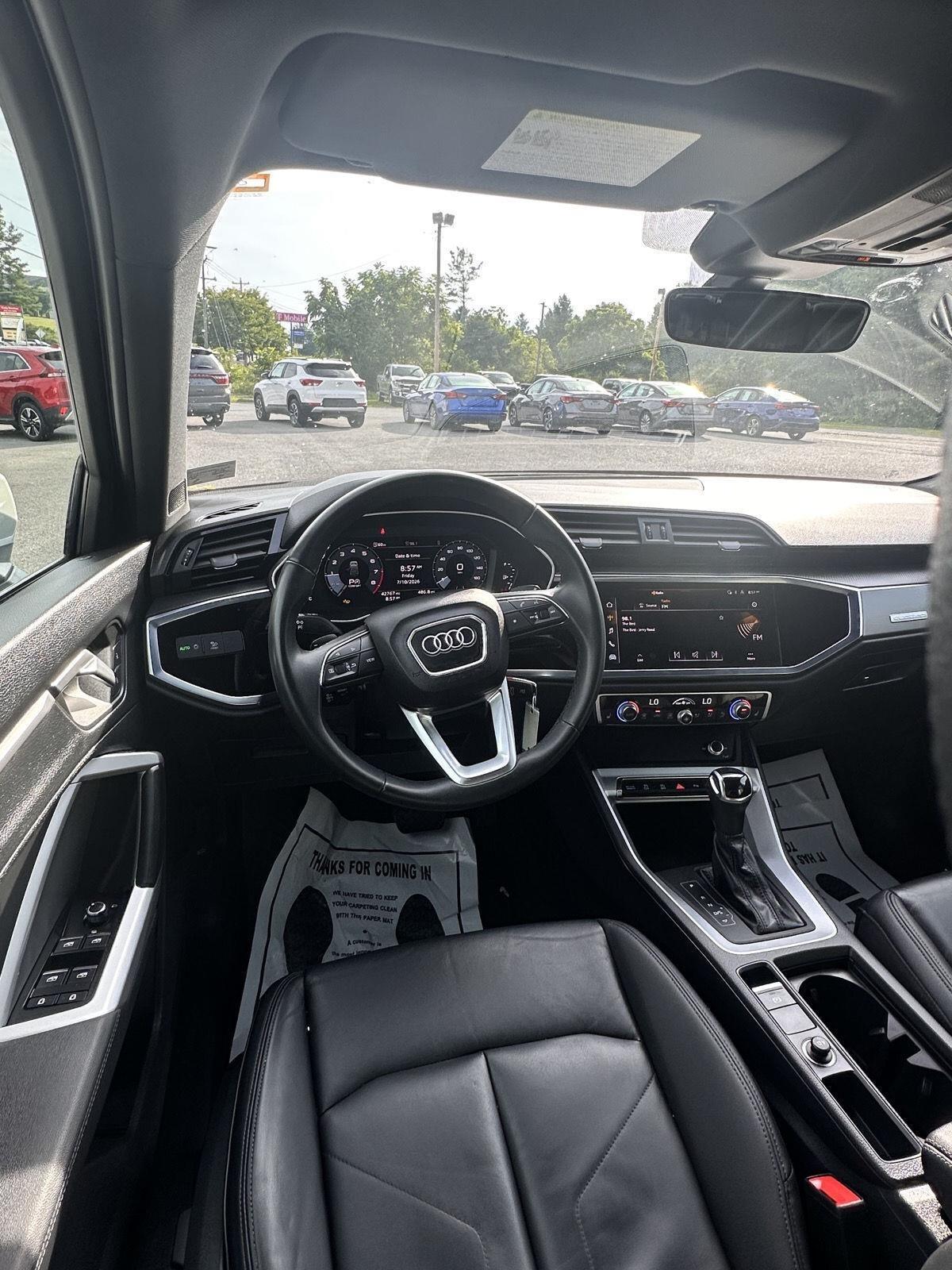 Audi Q3 S line Premium 45 TFSI quattro 2025