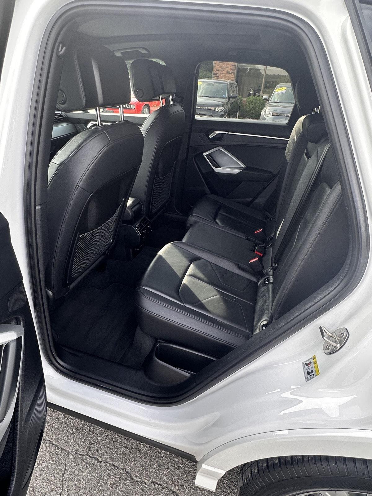Audi Q3 S line Premium 45 TFSI quattro 2025