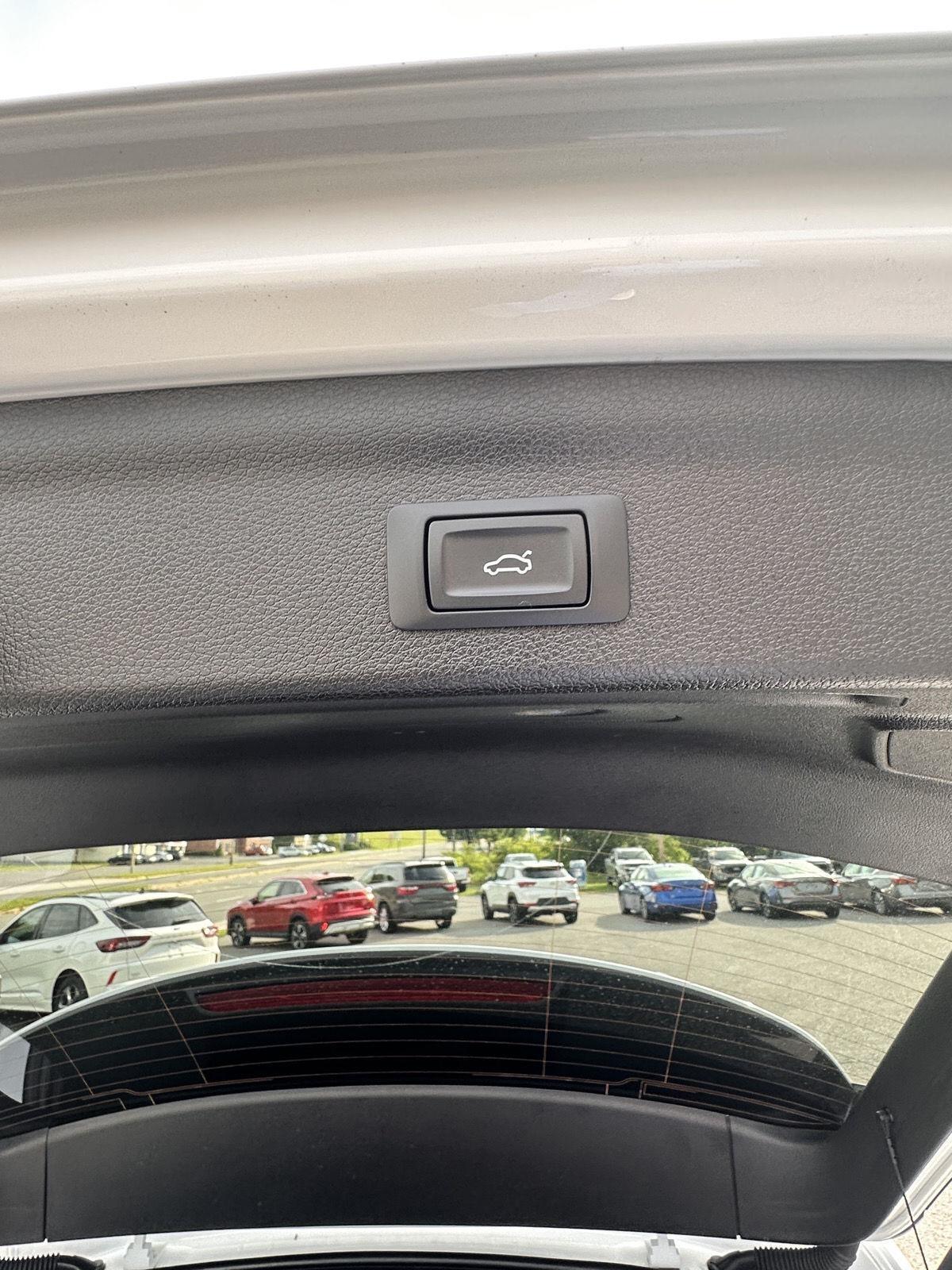Audi Q3 S line Premium 45 TFSI quattro 2025