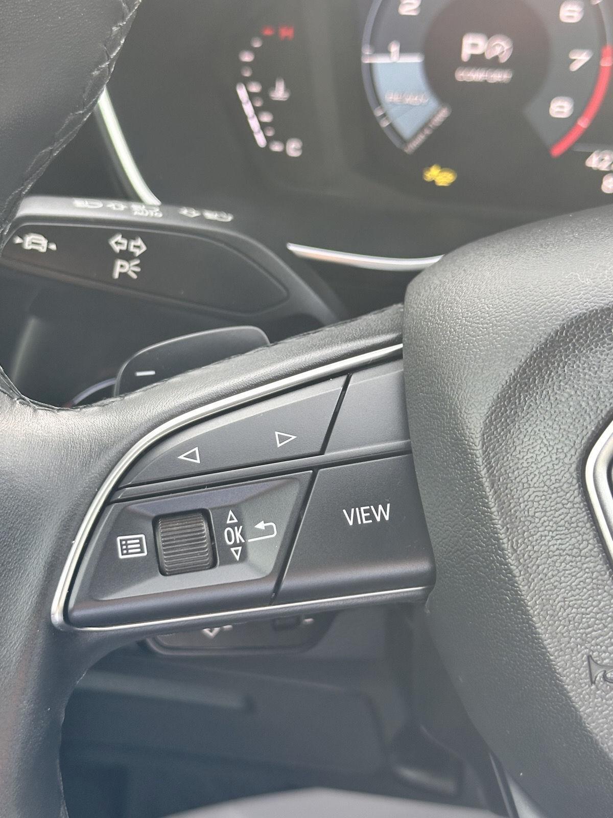 Audi Q3 S line Premium 45 TFSI quattro 2025