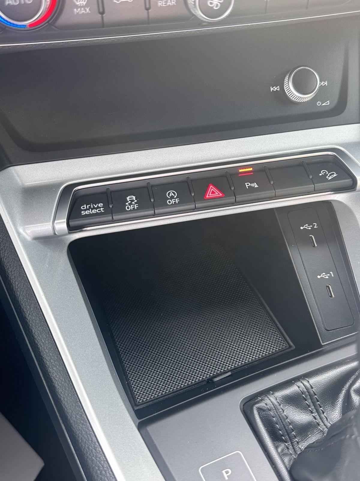 Audi Q3 S line Premium 45 TFSI quattro 2025