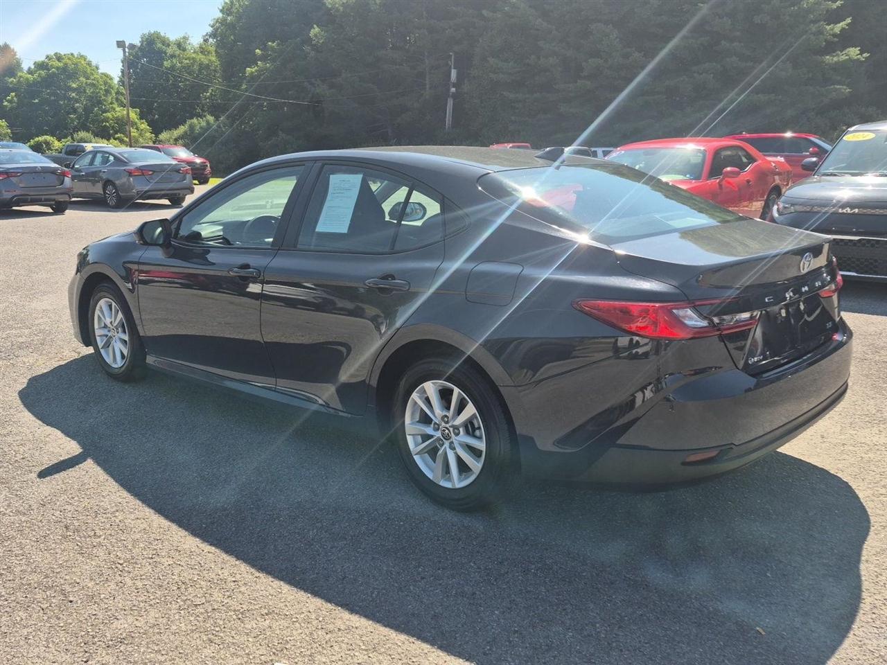 Toyota Camry XLE (Natl) 2025