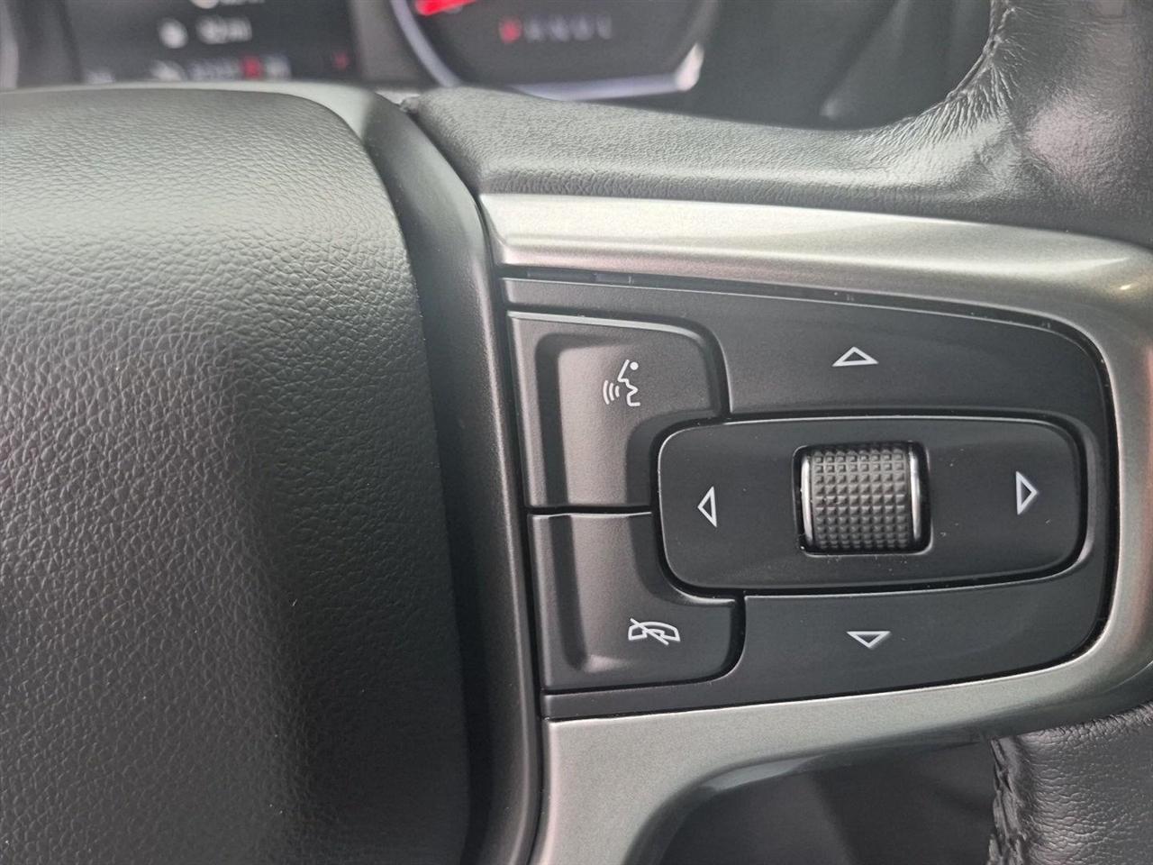 Chevrolet Silverado 1500 4WD Crew Cab 147" LT Trail Boss 2021
