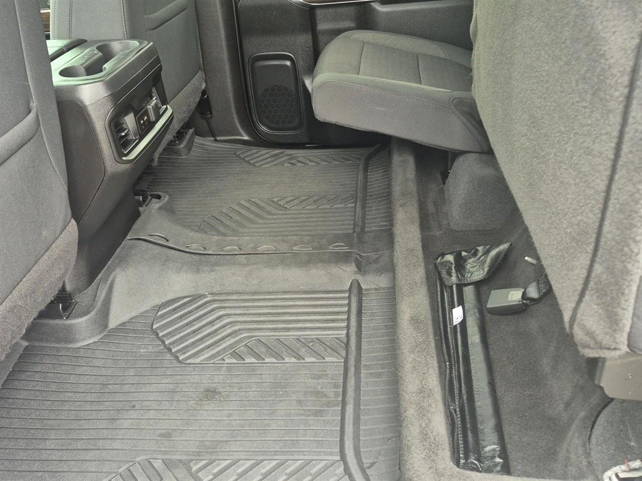 Chevrolet Silverado 1500 4WD Crew Cab 147" LT Trail Boss 2021
