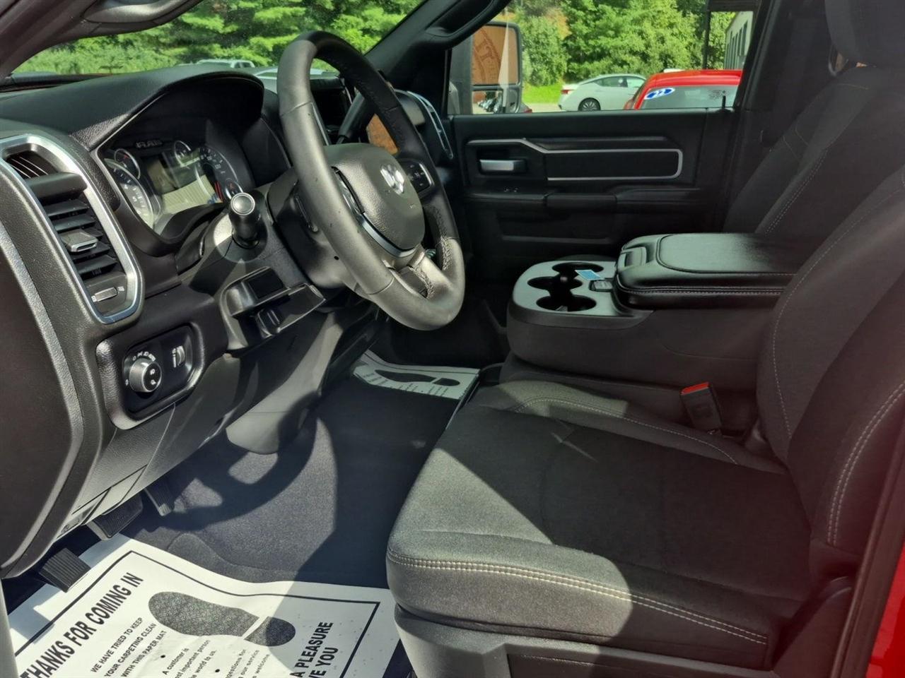 RAM 2500 Big Horn 4x4 Crew Cab 6'4" Box 2026