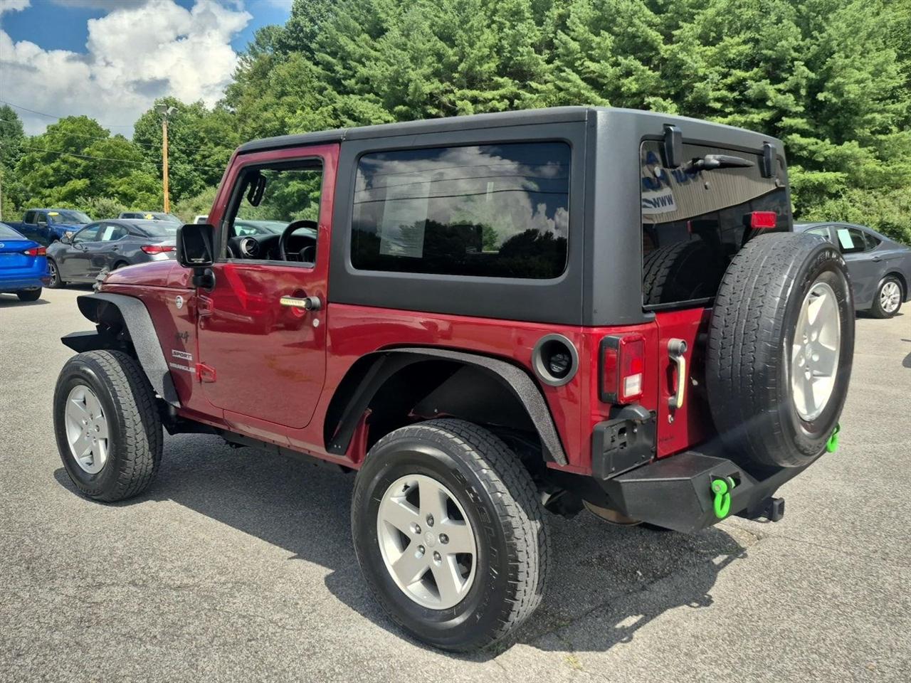 Jeep Wrangler 4WD 2dr Sport 2012