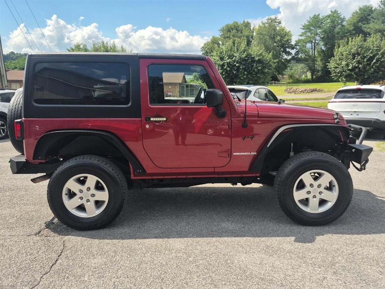 Jeep Wrangler 4WD 2dr Sport 2012