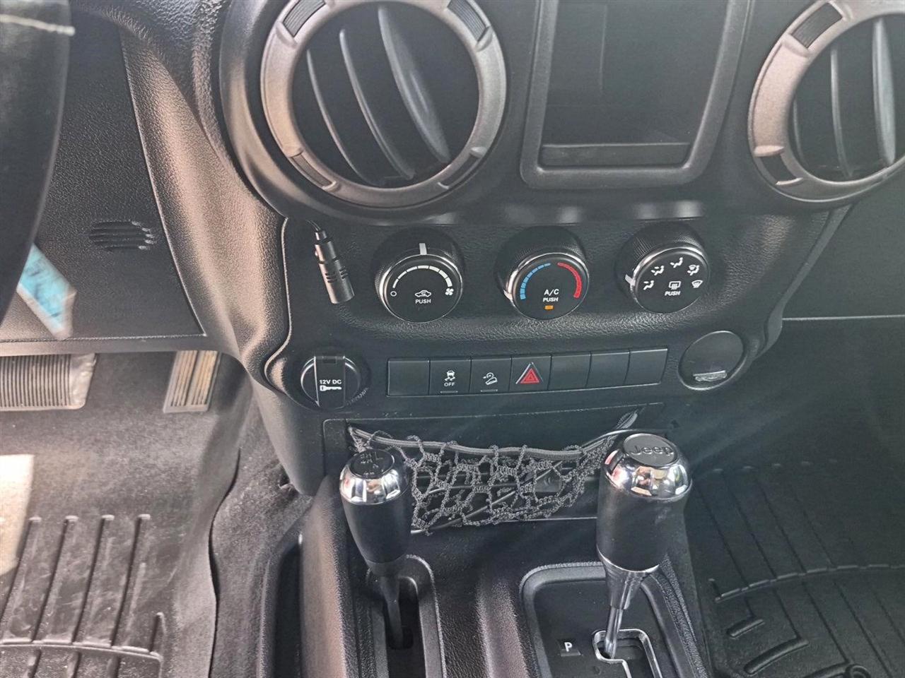 Jeep Wrangler 4WD 2dr Sport 2012