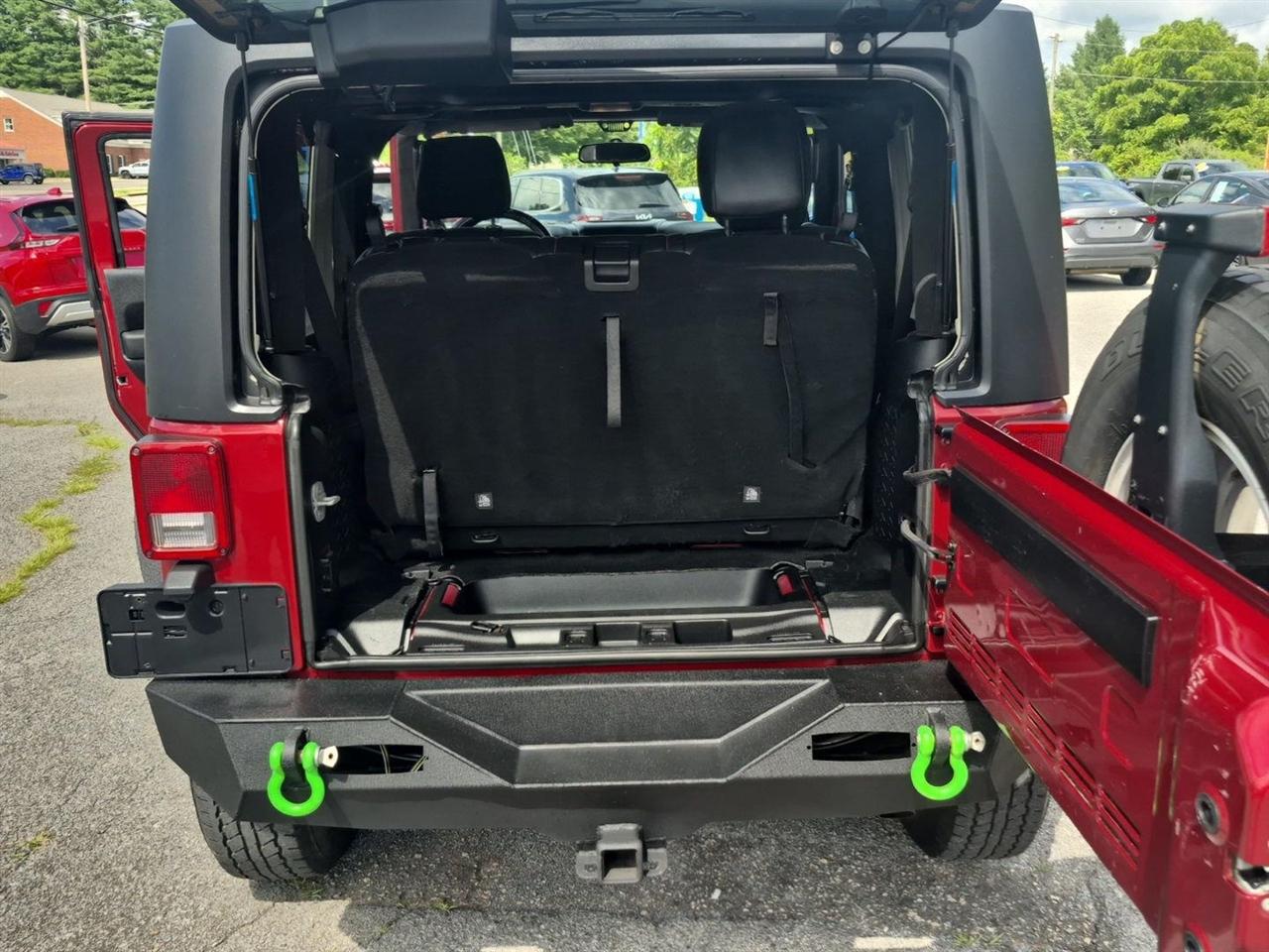 Jeep Wrangler 4WD 2dr Sport 2012