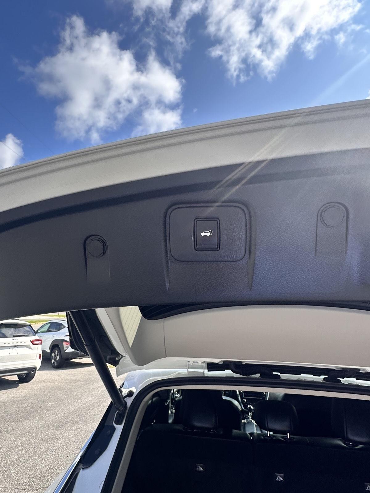 Nissan Murano FWD SL 2022