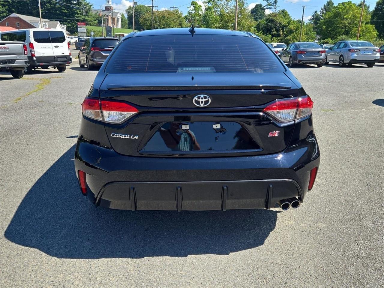 Toyota Corolla SE CVT (Natl) 2025