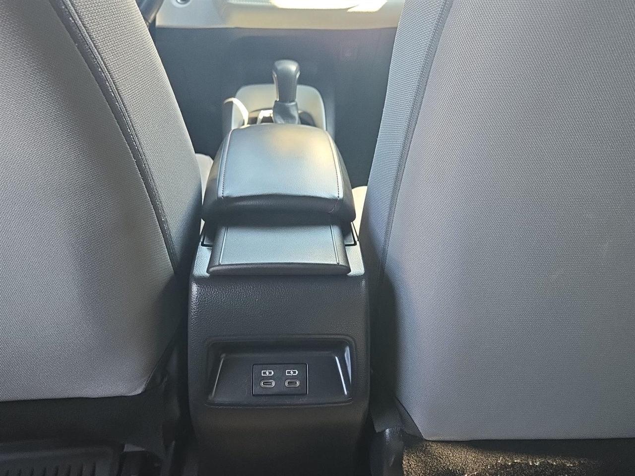 Toyota Corolla SE CVT (Natl) 2025