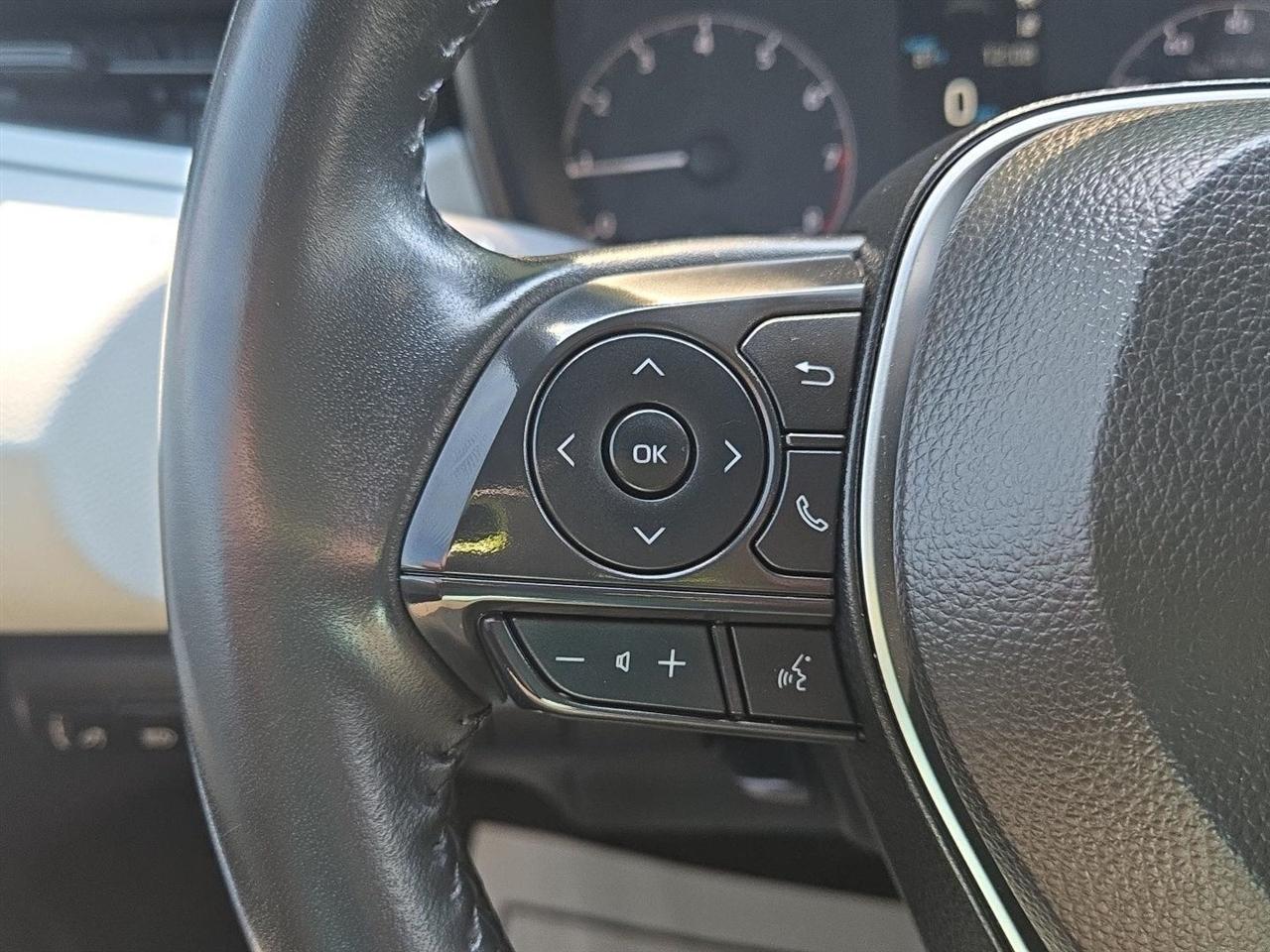 Toyota Corolla SE CVT (Natl) 2025