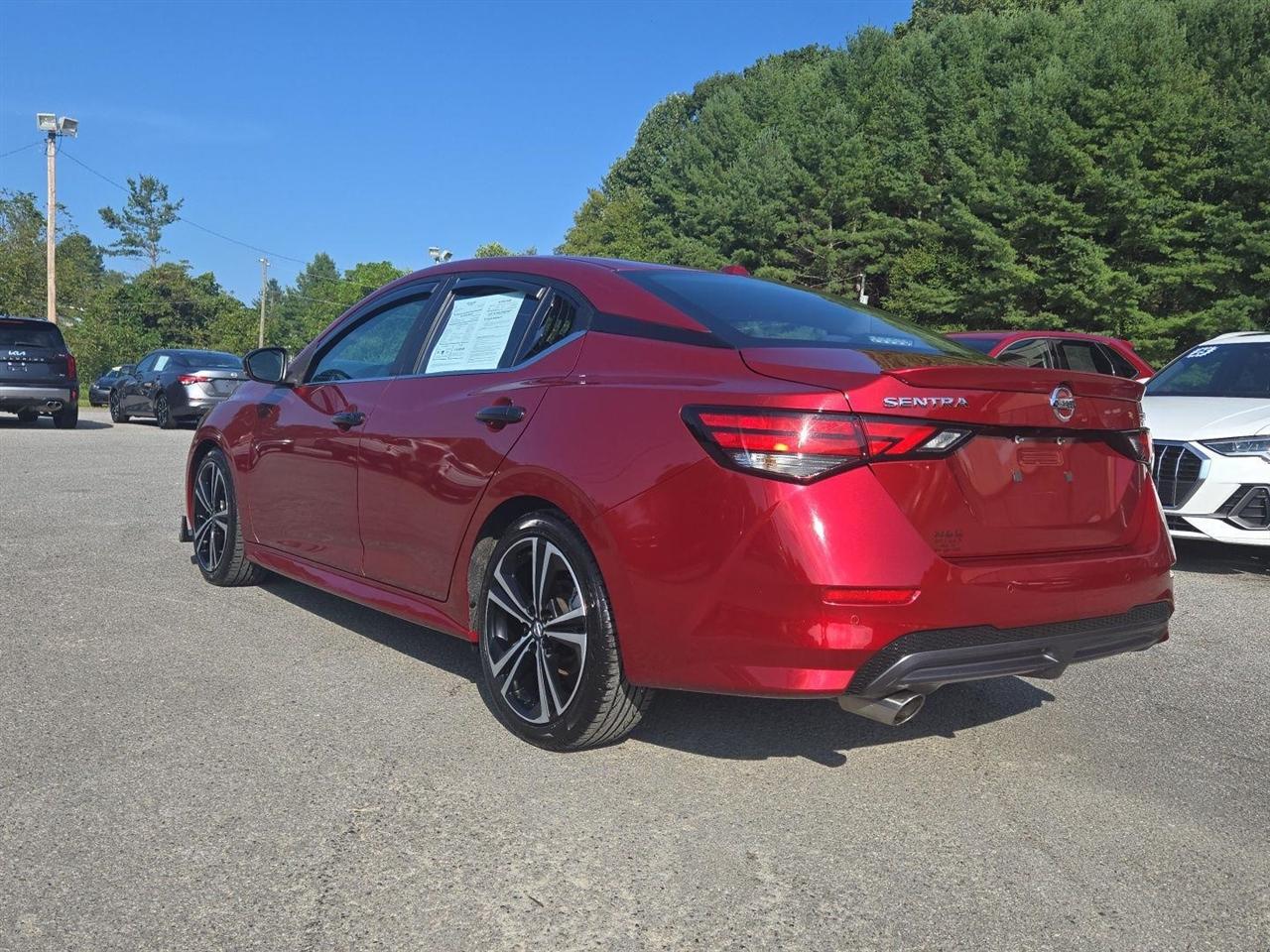 Nissan Sentra SR CVT 2021