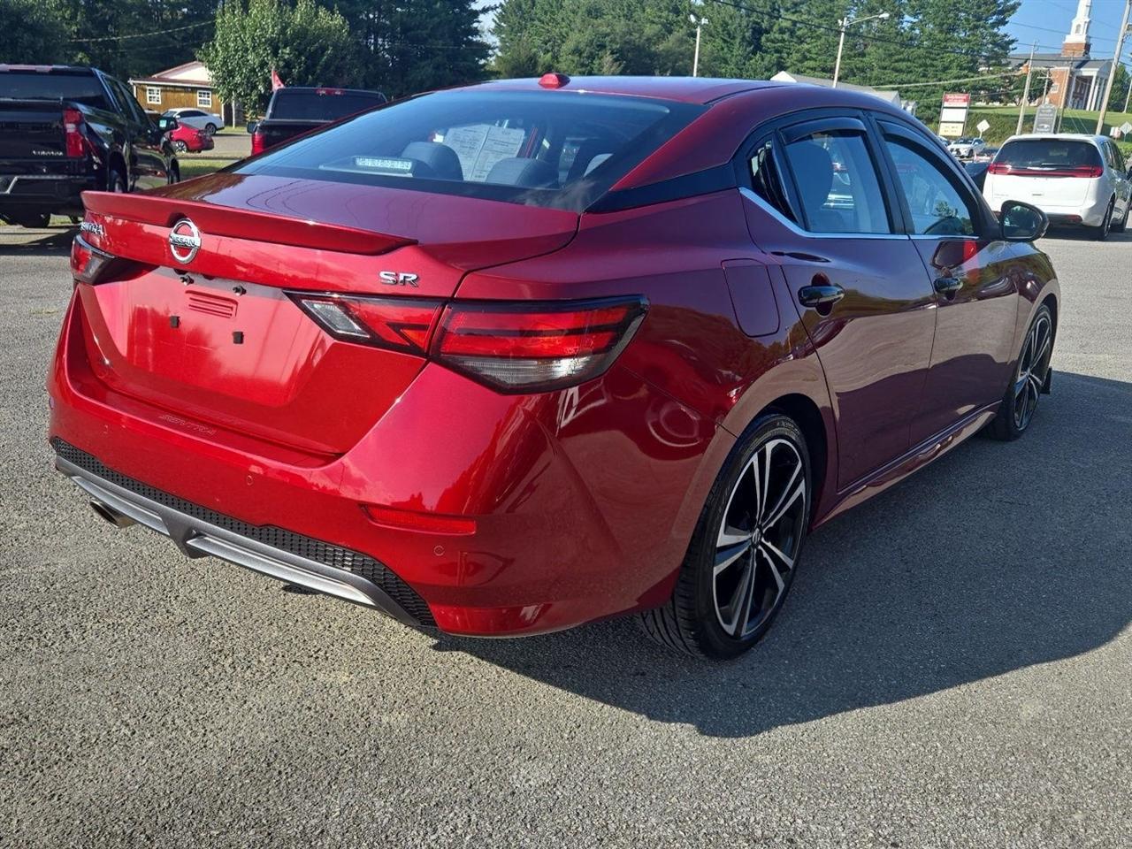 Nissan Sentra SR CVT 2021