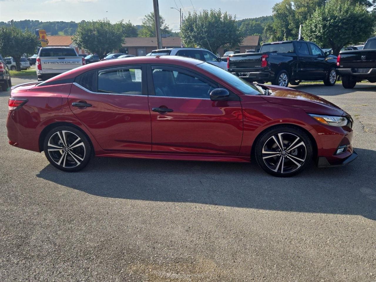 Nissan Sentra SR CVT 2021