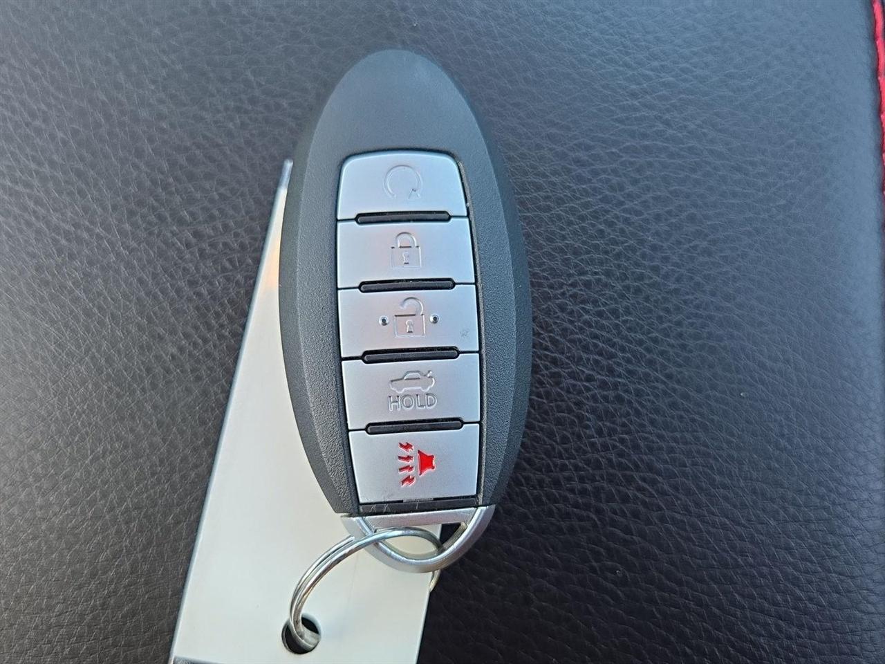 Nissan Sentra SR CVT 2021