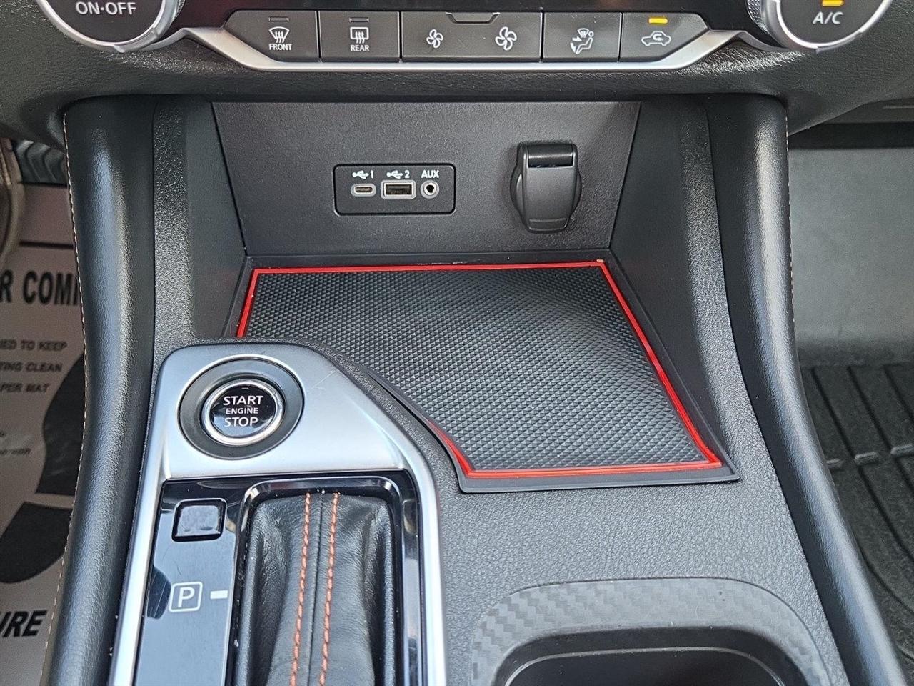 Nissan Sentra SR CVT 2021