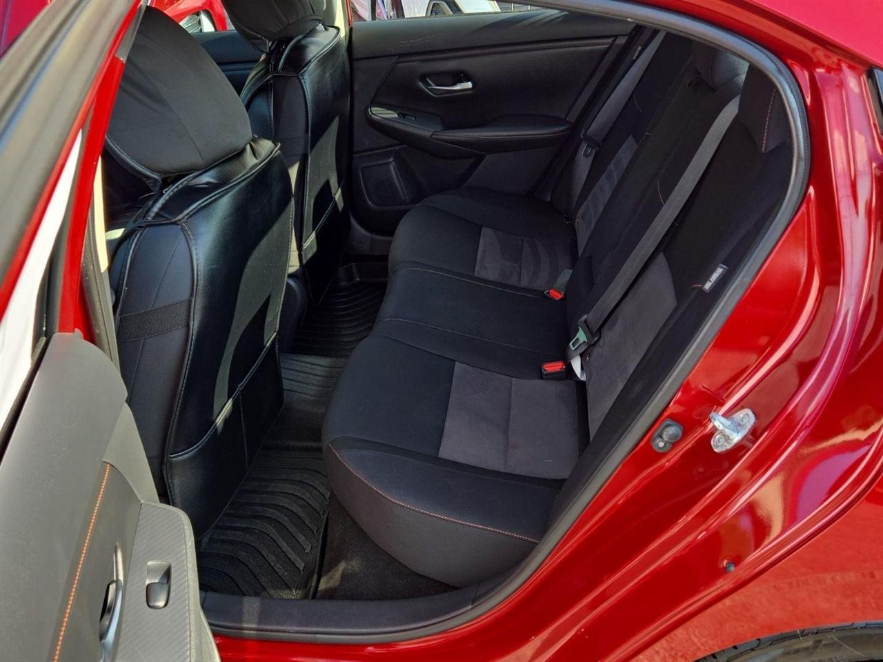 Nissan Sentra SR CVT 2021