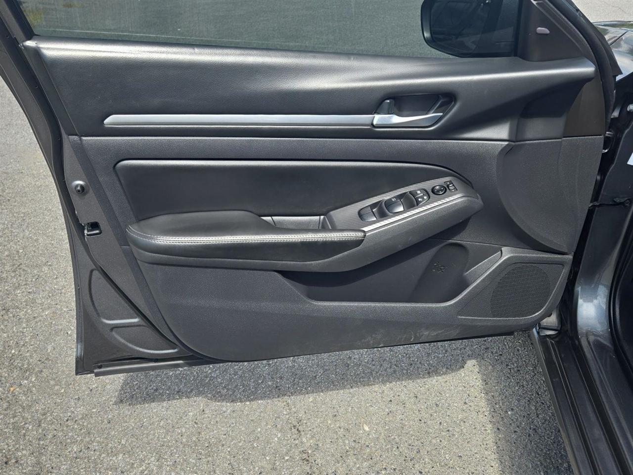Nissan Altima 2.5 SV Sedan 2022
