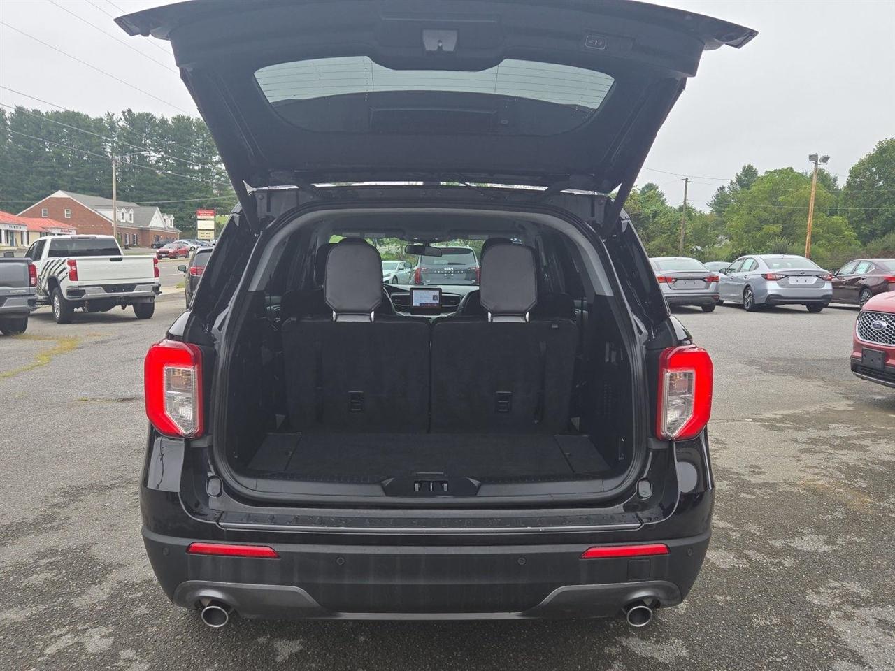 Ford Explorer XLT 4WD 2021