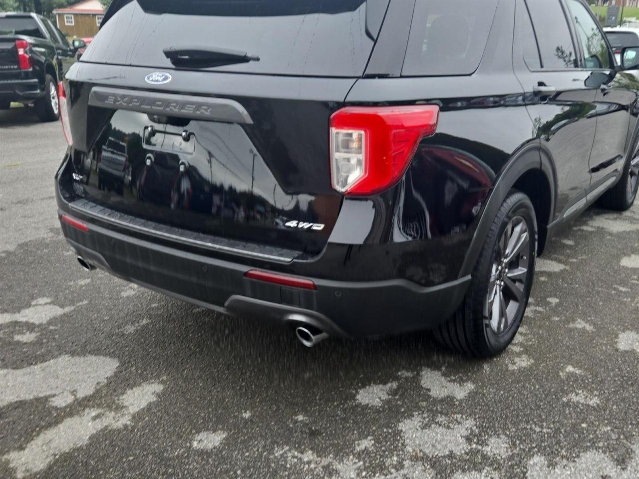 Ford Explorer XLT 4WD 2021