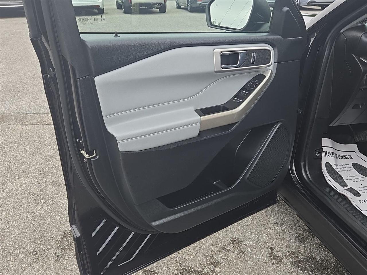 Ford Explorer XLT 4WD 2021