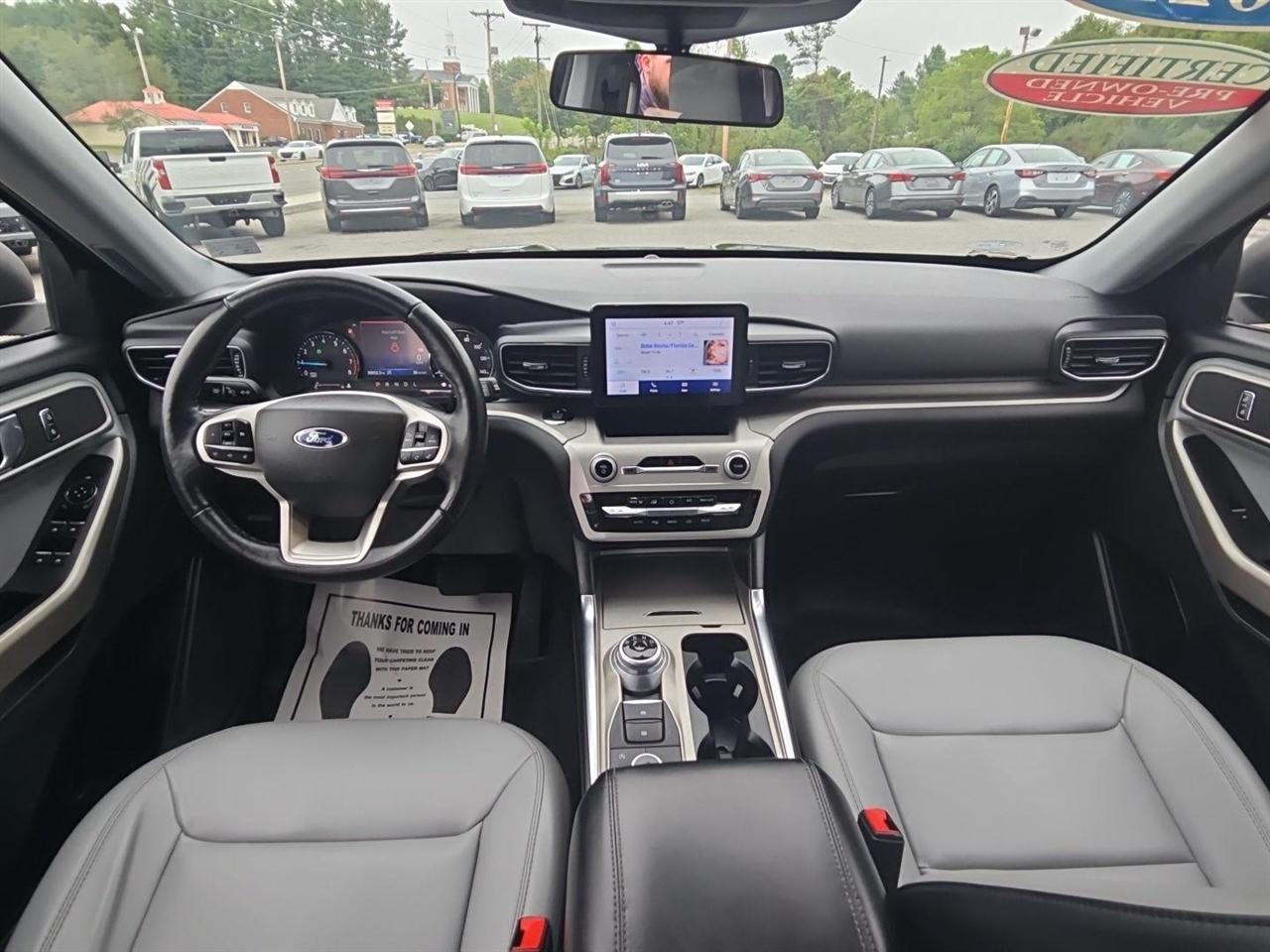 Ford Explorer XLT 4WD 2021