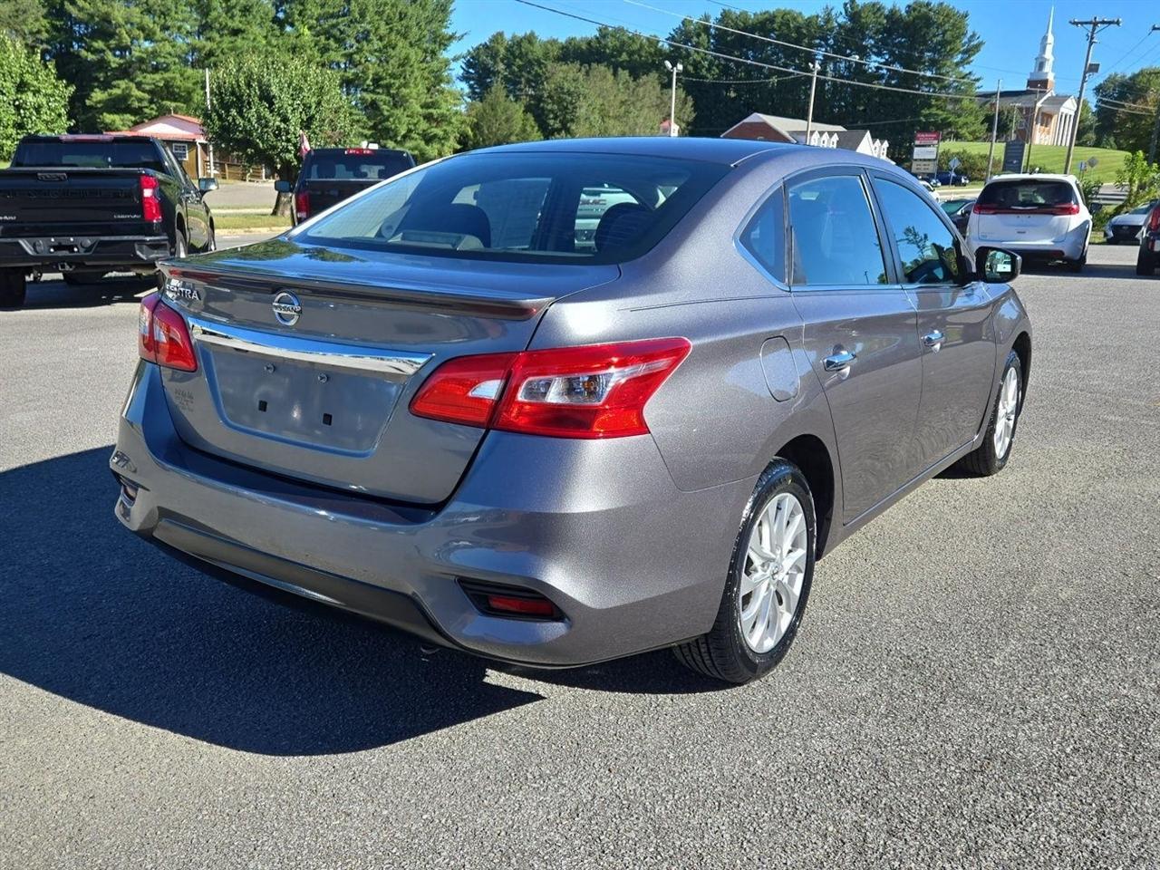 Nissan Sentra S CVT 2018