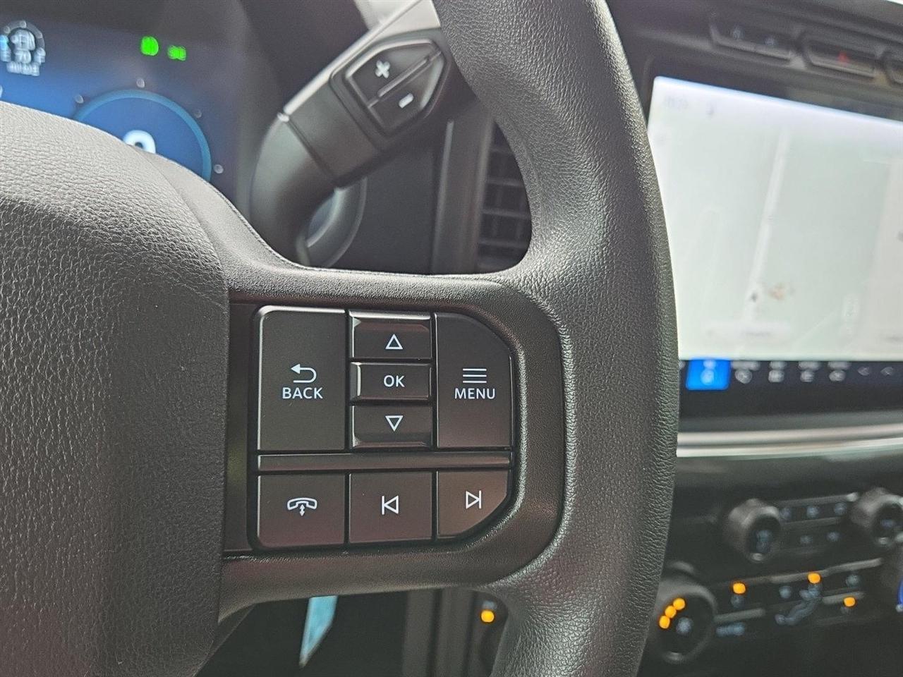 Ford F-150 STX 4WD SuperCrew 5.5' Box 2024
