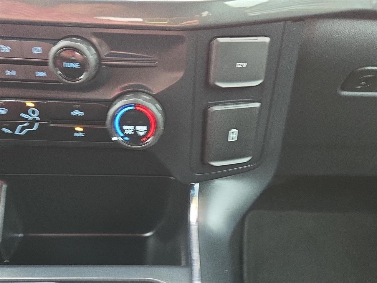 Ford F-150 STX 4WD SuperCrew 5.5' Box 2024