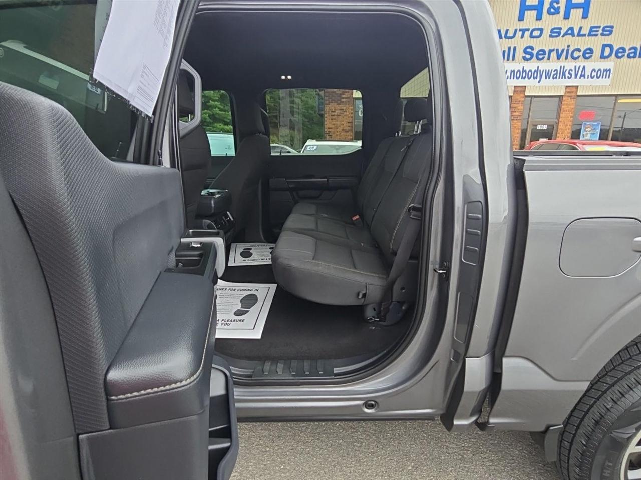 Ford F-150 STX 4WD SuperCrew 5.5' Box 2024