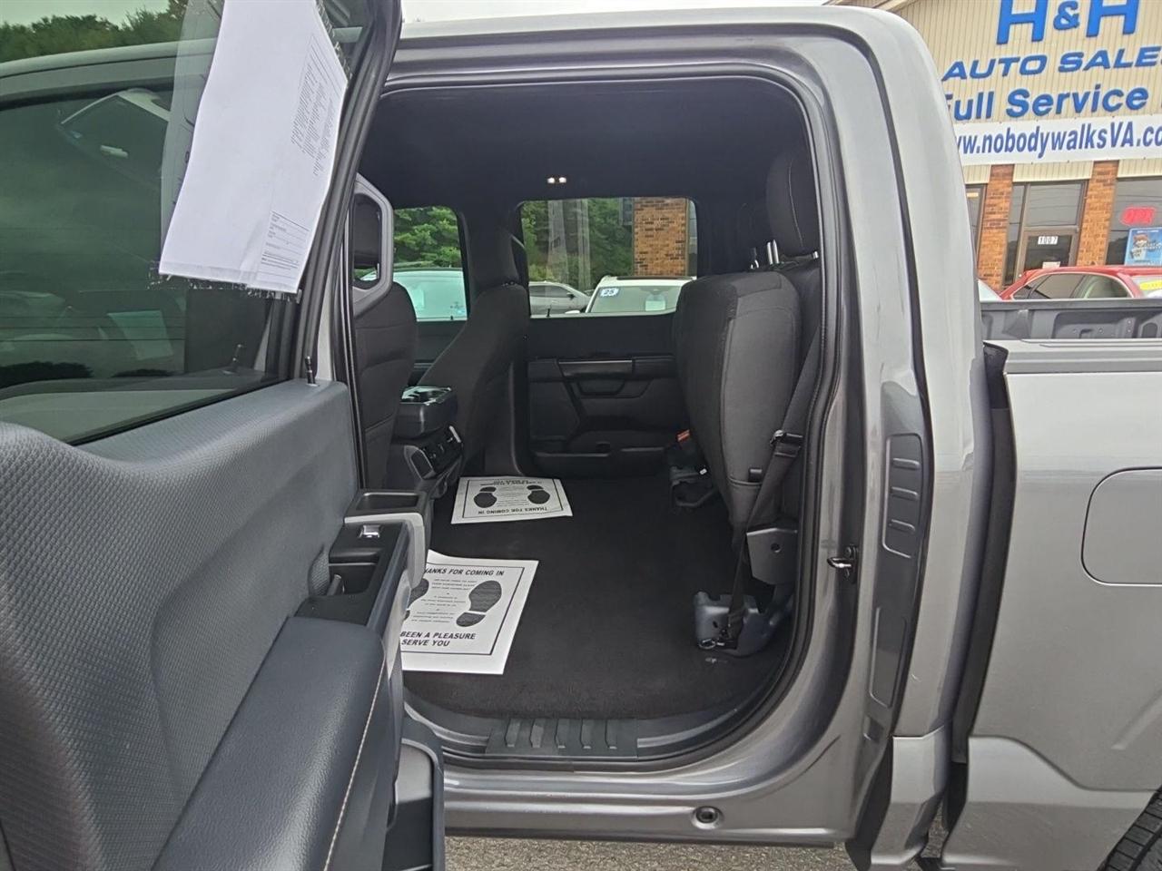 Ford F-150 STX 4WD SuperCrew 5.5' Box 2024