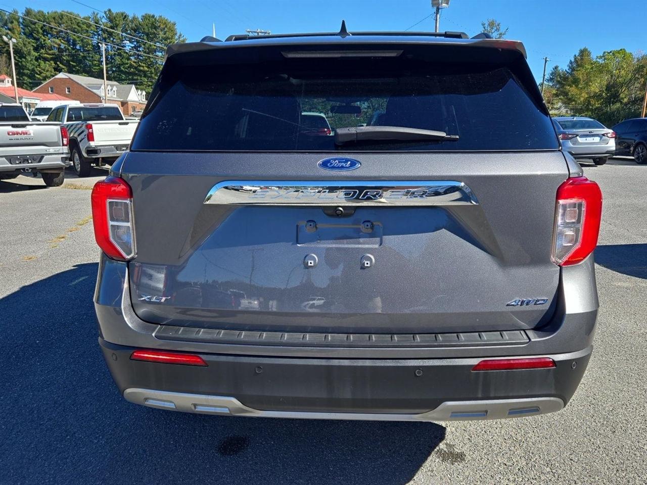 Ford Explorer XLT 4WD 2022