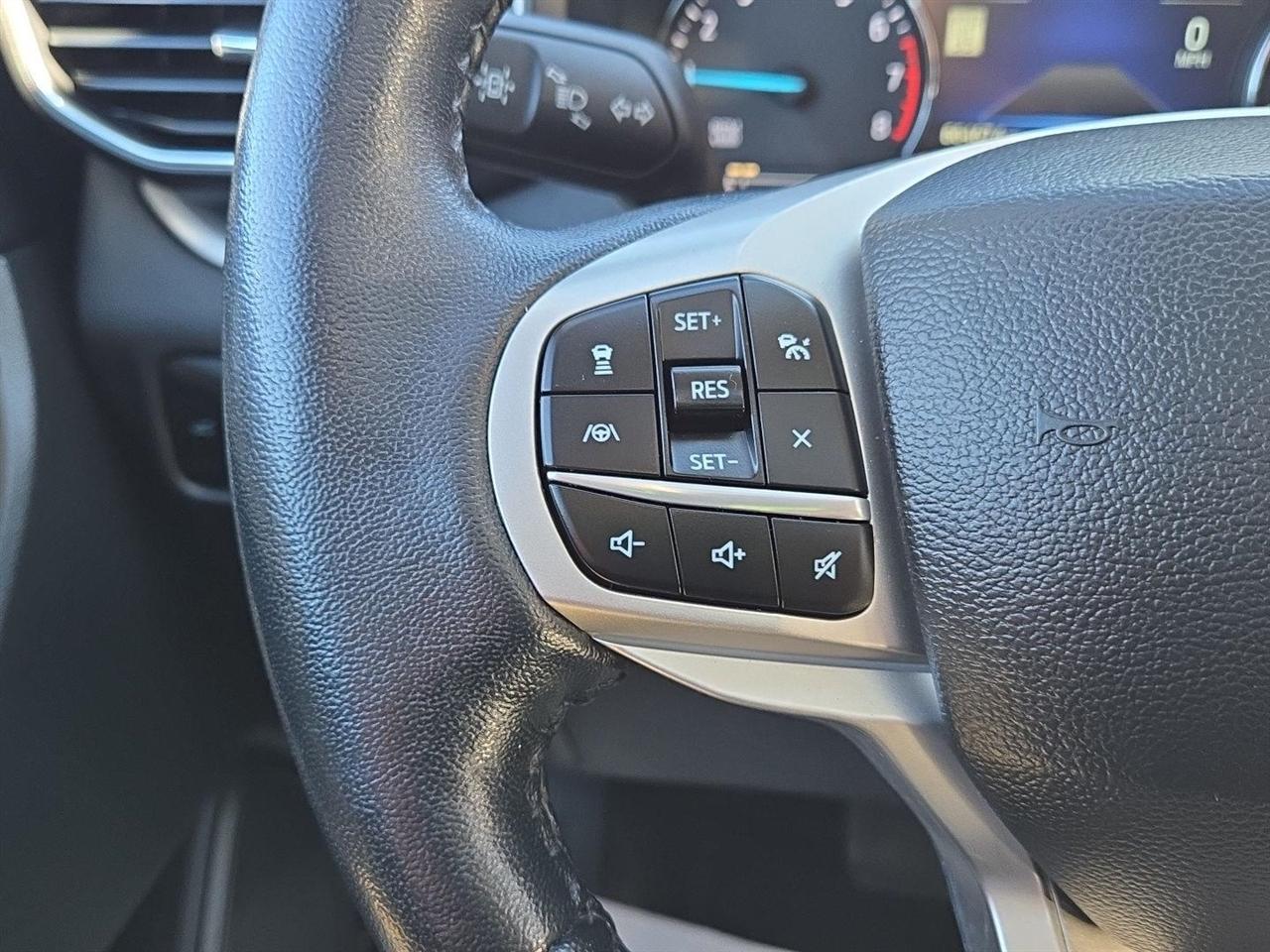 Ford Explorer XLT 4WD 2022