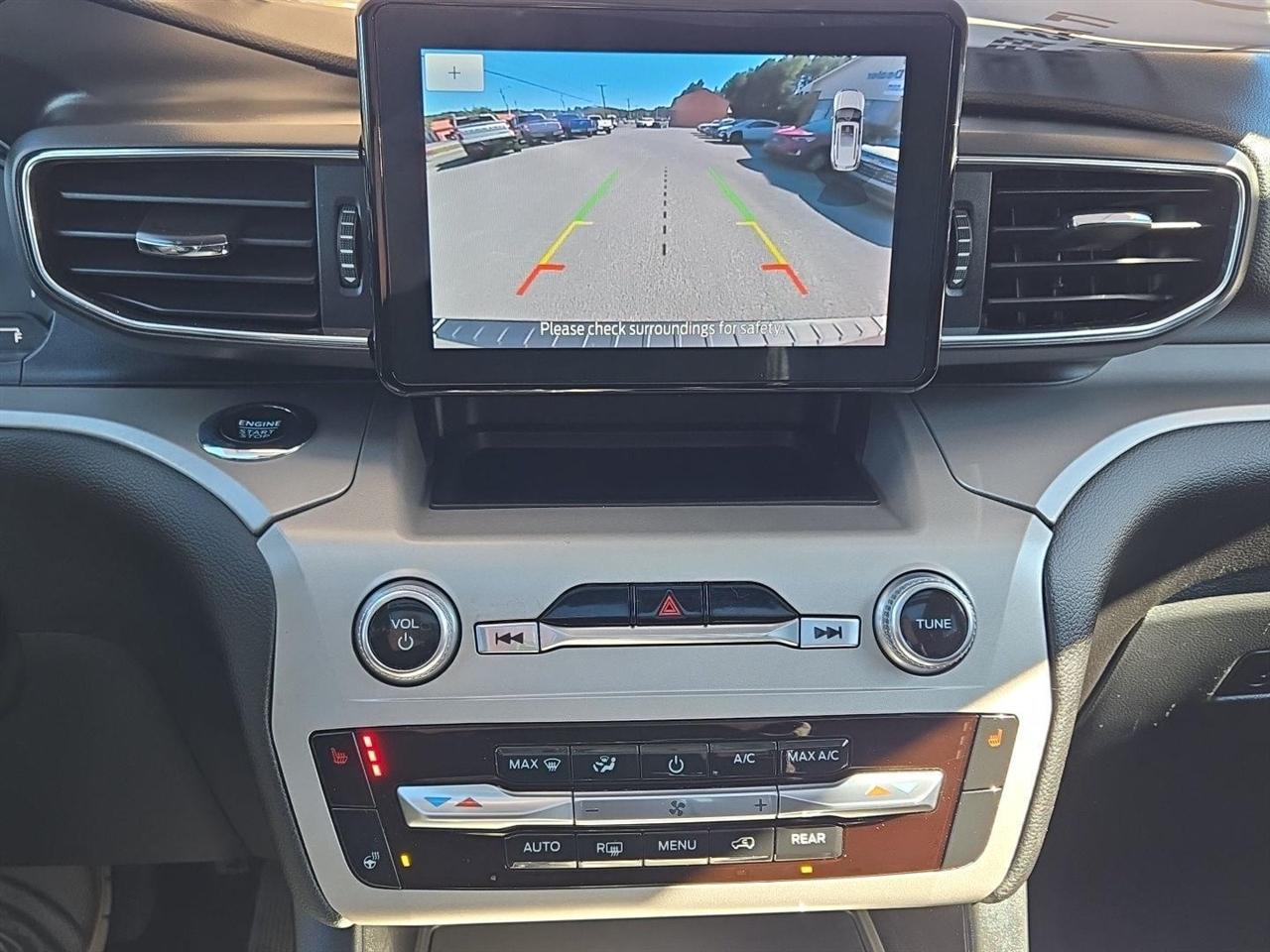 Ford Explorer XLT 4WD 2022