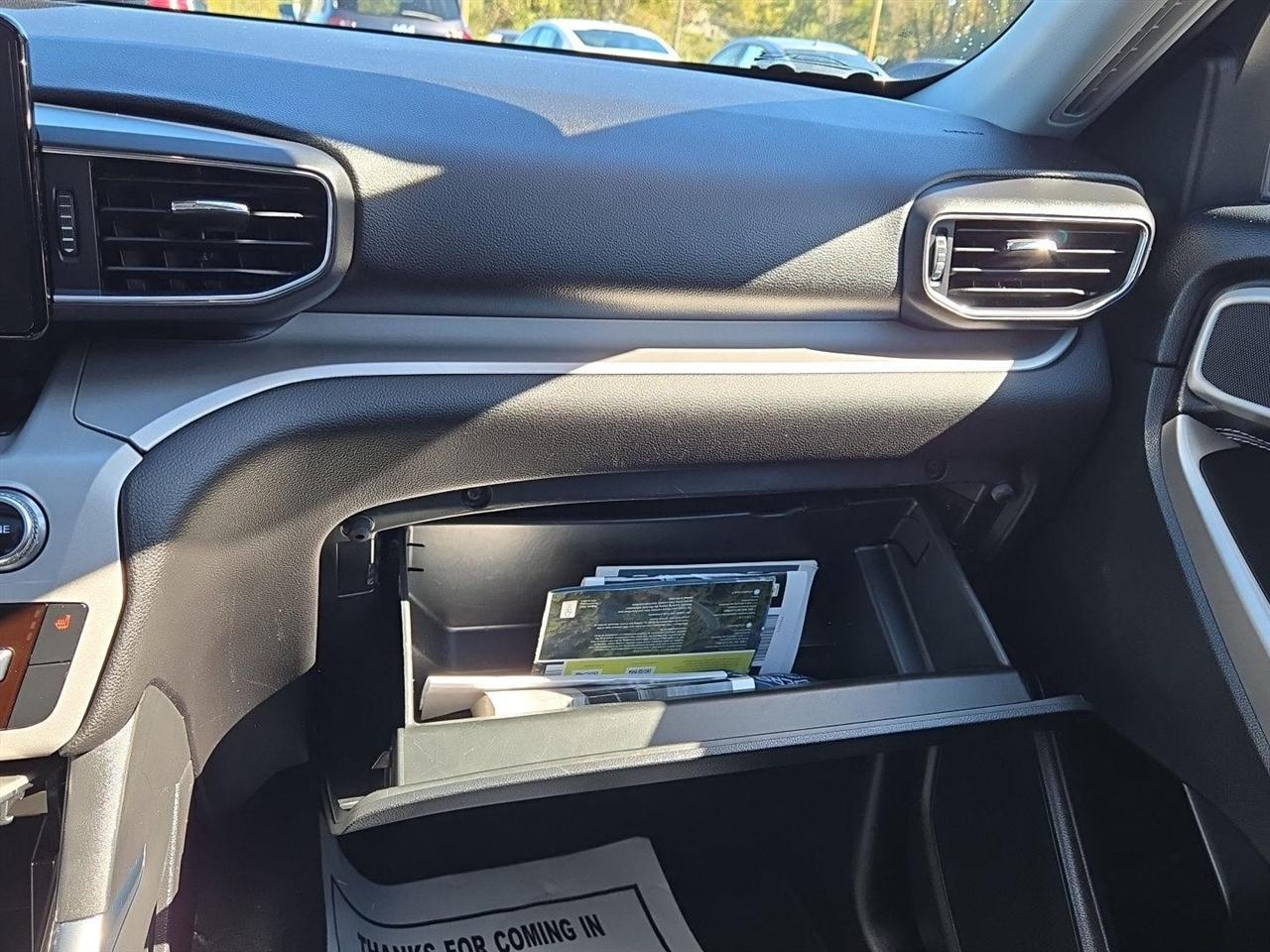 Ford Explorer XLT 4WD 2022