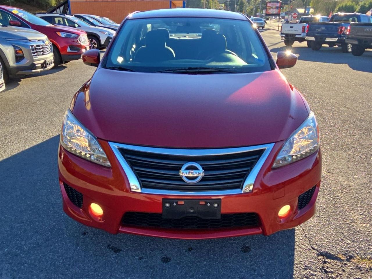 Nissan Sentra 4dr Sdn I4 CVT SR 2014