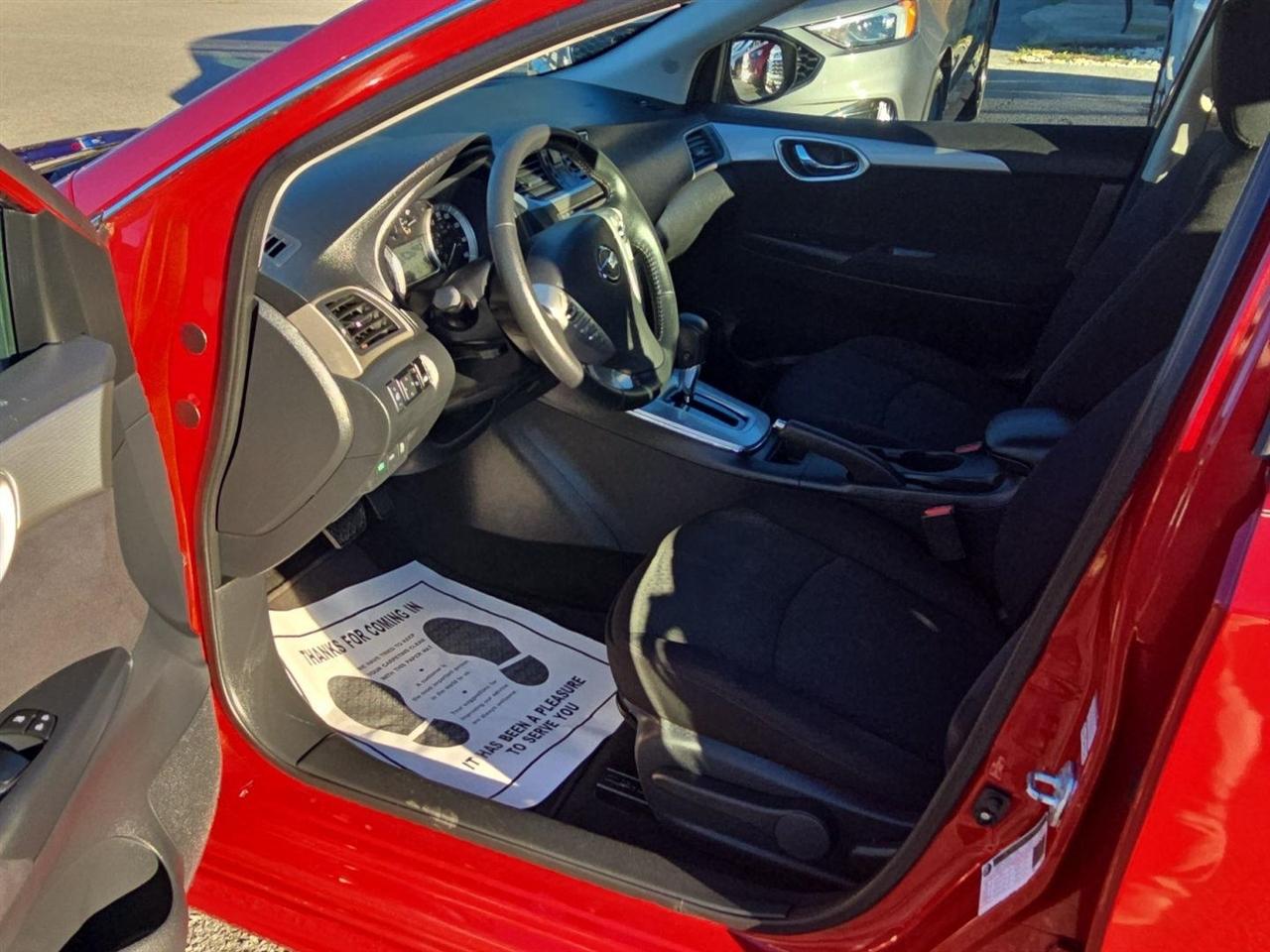 Nissan Sentra 4dr Sdn I4 CVT SR 2014