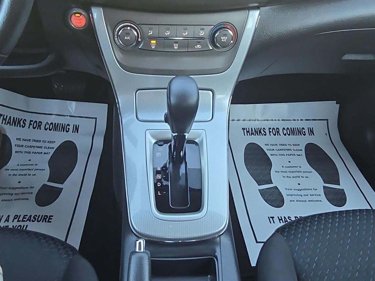 Nissan Sentra 4dr Sdn I4 CVT SR 2014