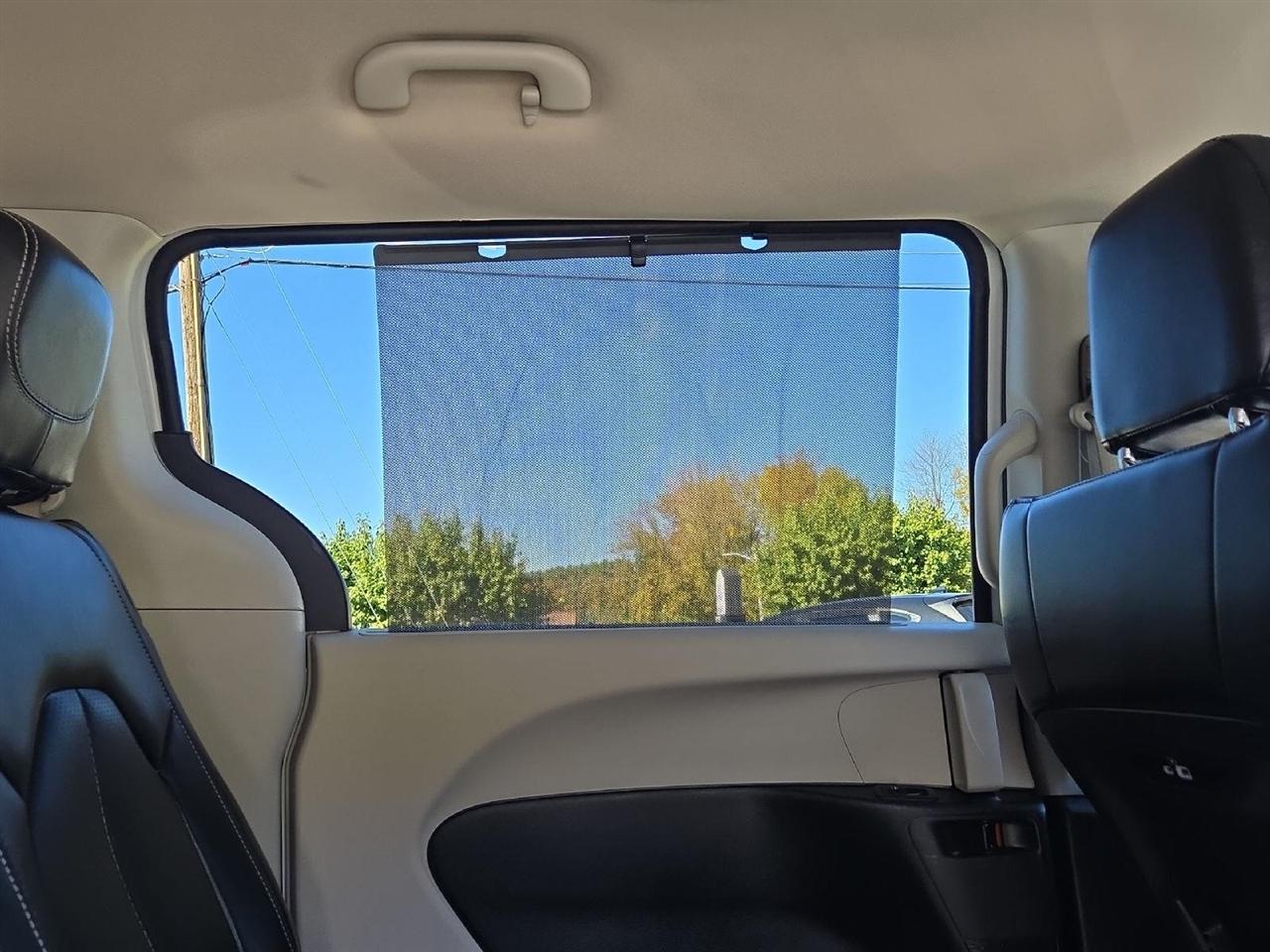 Chrysler Pacifica Touring L FWD 2023