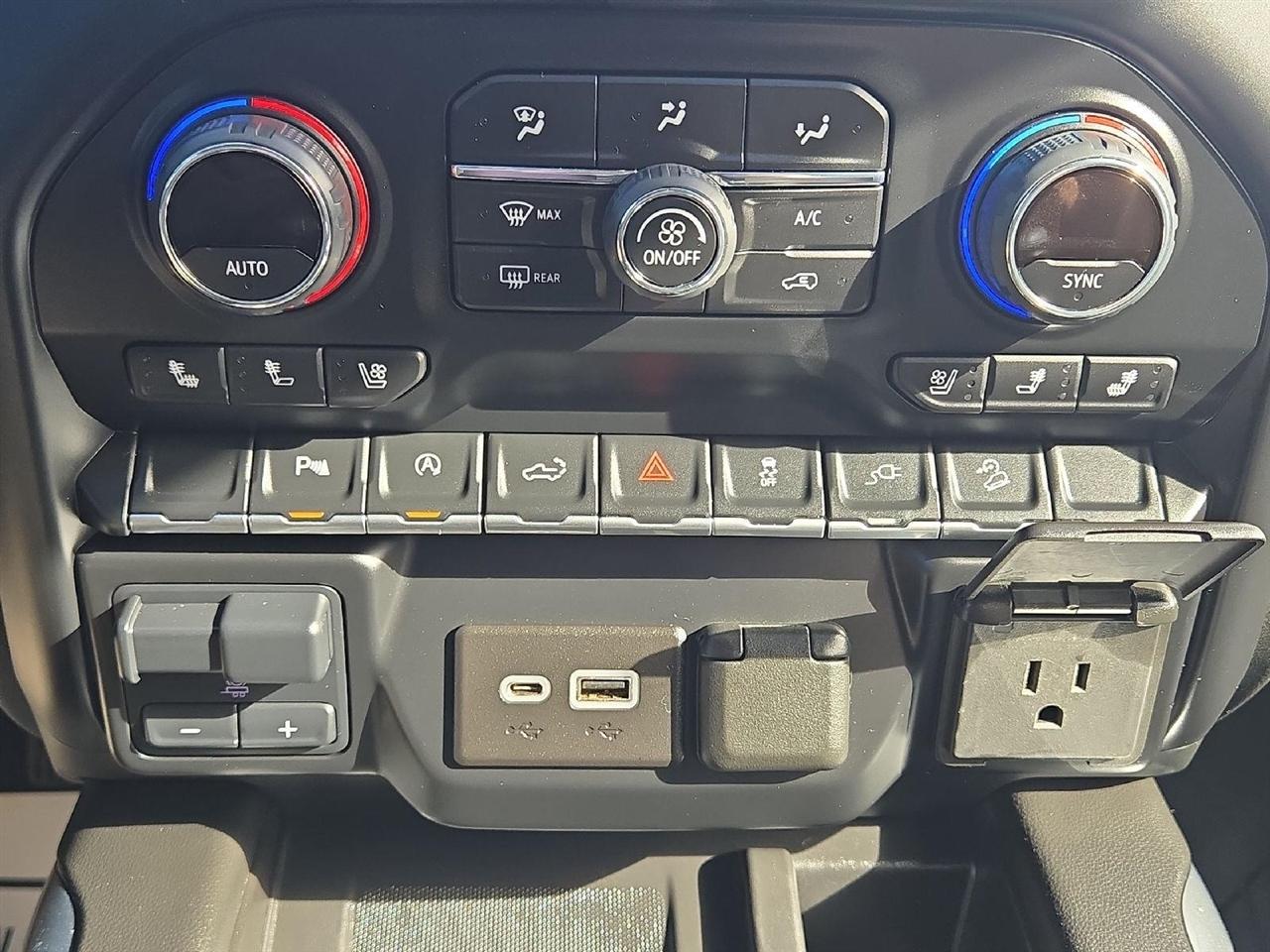 Chevrolet Silverado 1500 LTD 4WD Crew Cab 147" LTZ 2022