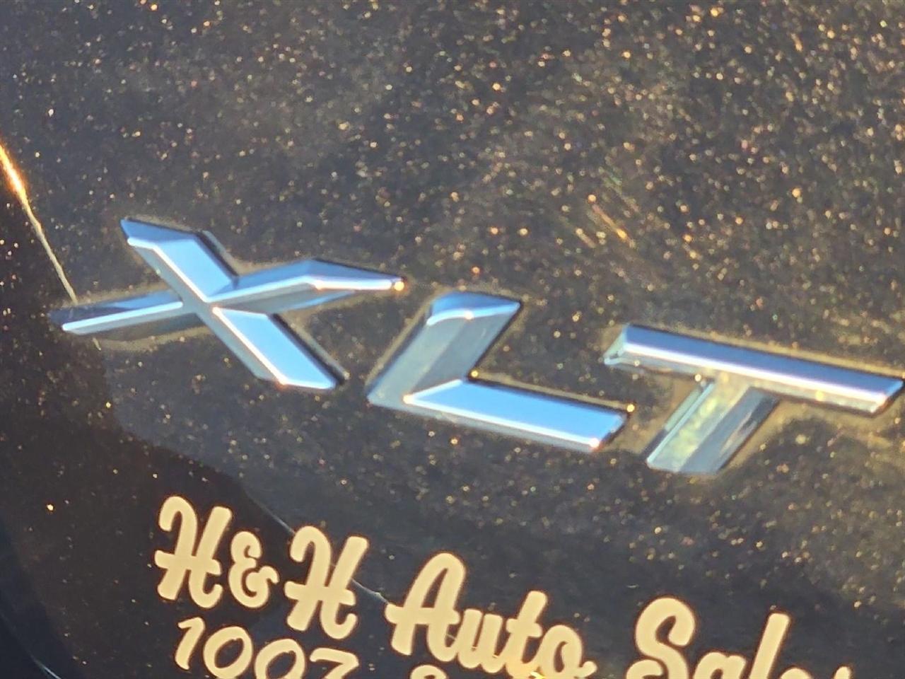 Ford Explorer XLT 4WD 2022
