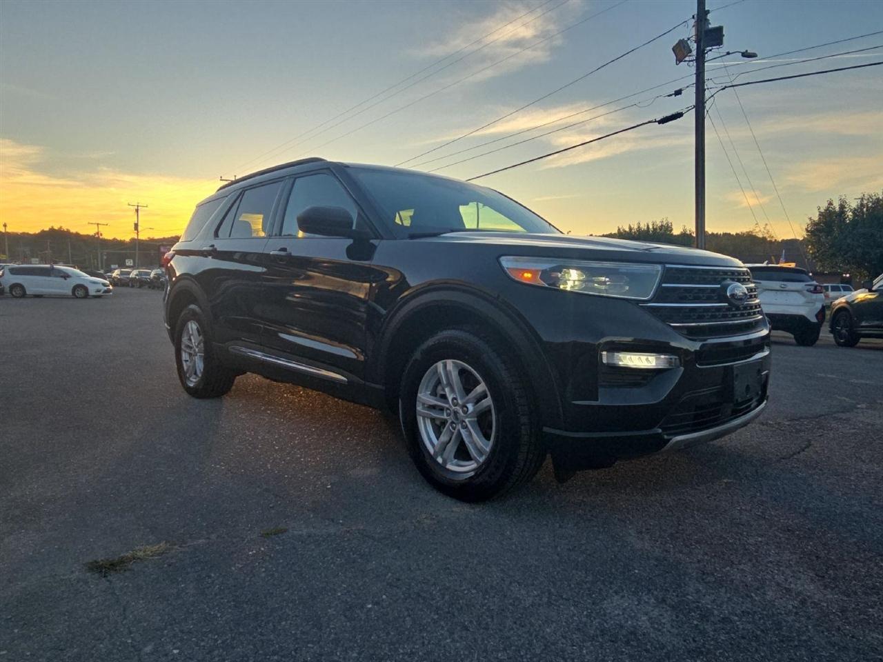 Ford Explorer XLT 4WD 2022