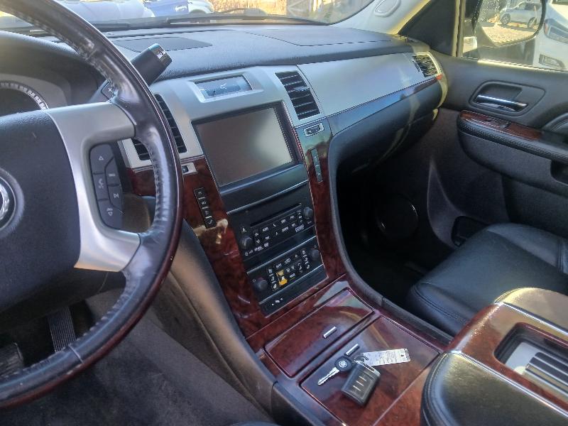 Cadillac Escalade AWD Luxury 2013