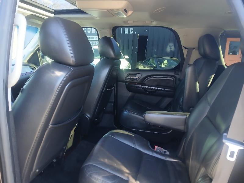 Cadillac Escalade AWD Luxury 2013